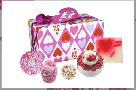 Love You Gift Pack - Beautygiftsonline 