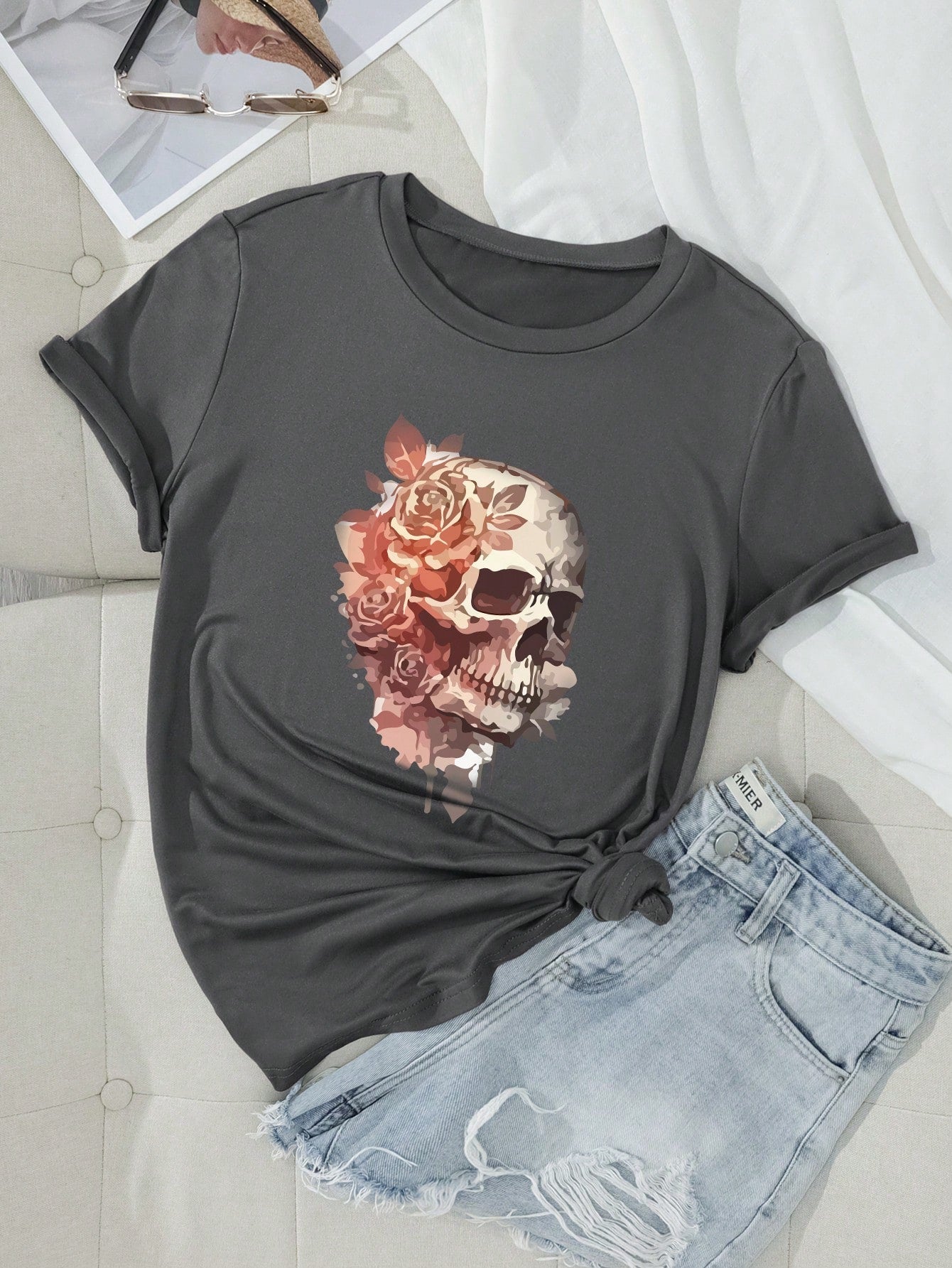 Unity Skull & Floral Printed T-shirt - Beautygiftsonline 